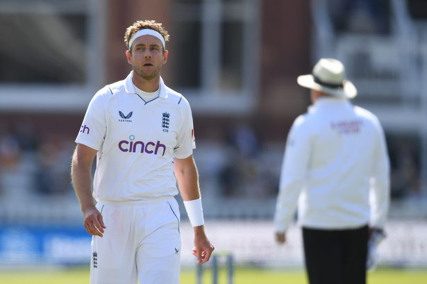 Stuart Broad sends timely Ashes message with vintage England performance