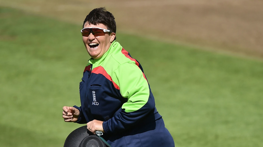 BIRMINGHAM, ENGLAND - AUGUST 29: Umpire, Sue Redfern looks on during the Rachael Heyhoe-Flint Trophy match between Central Sparks and Northern Diamonds at Edgbaston on August 29, 2020 in Birmingham, England. (Photo by Nathan Stirk/Getty Images)