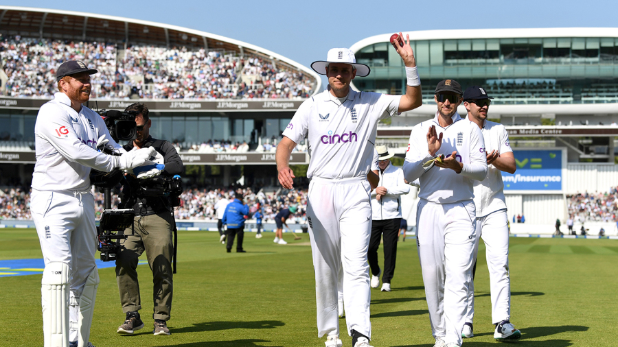 LONDON, ENGLAND - JUNE 01: Stuart Broad of England holds aloft the ball as he leaves the field after taking a five wicket haul during day one of the LV= Insurance Test Match between England and Ireland at Lord's Cricket Ground on June 01, 2023 in London, England. (Photo by Gareth Copley - ECB/ECB via Getty Images)