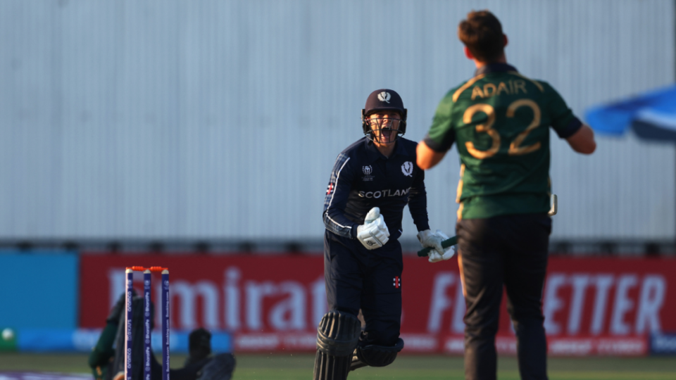 Scotland win all-time ODI thriller to leave Ireland’s World Cup hopes in tatters