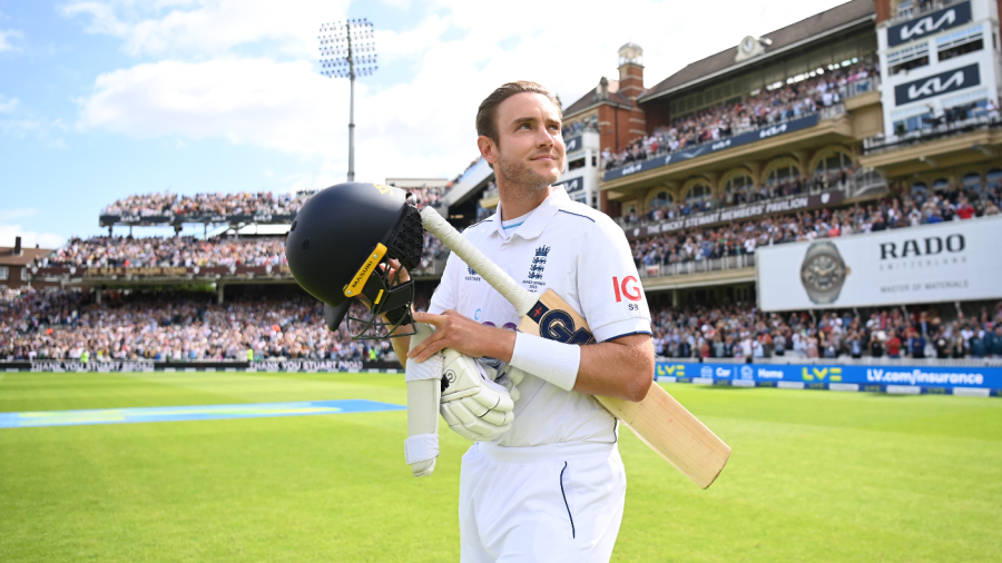 The stars align for Stuart Broad's farewell ... before the sky starts to fall in